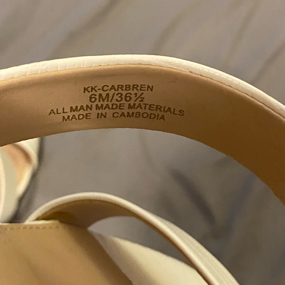 Kelly & Katie Sandals - Picture 5 of 6